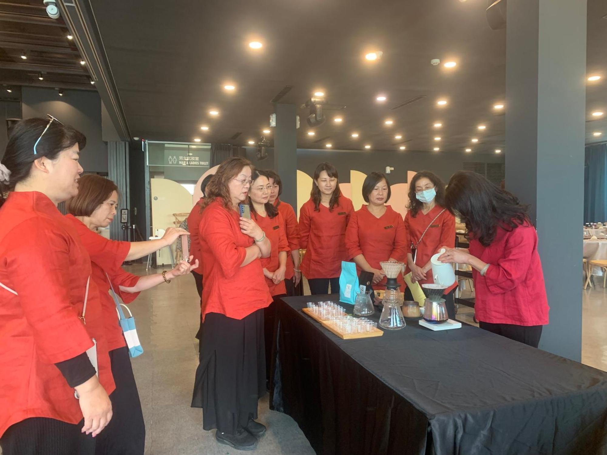 Qun Feng Hotel 펀치후 외부 사진
